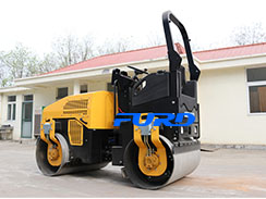 如何根據(jù)施工環(huán)境選擇合適的小型壓路機(jī)？
